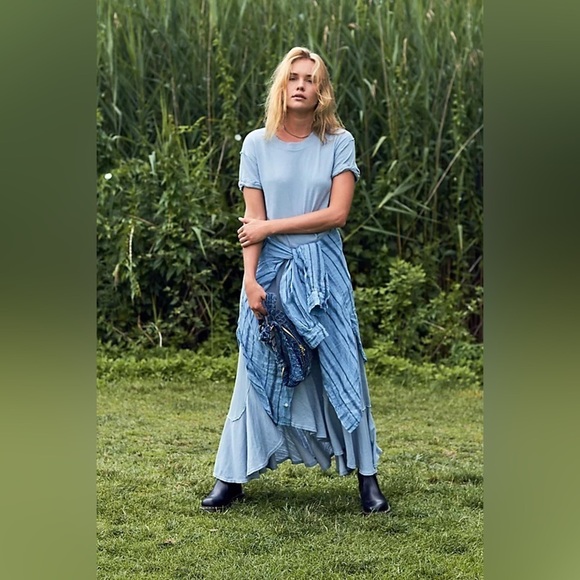 Free People Beach Havana Tee‎ Dress Flowy Slouchy Maxi Ruffle Sz M Blue - Picture 1 of 7